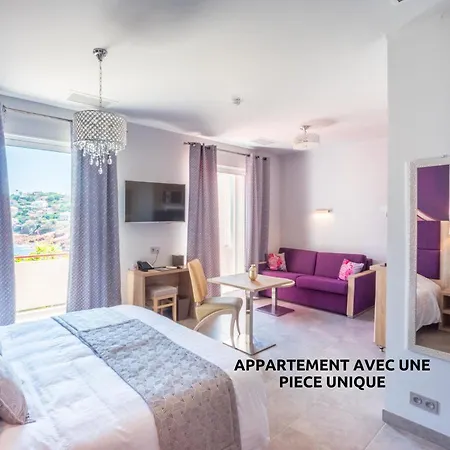 Et Les Flots Bleus Apartahotel 4*