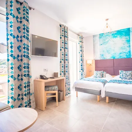 Hotel apartamentowy Et Les Flots Bleus Saint-Raphaël