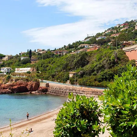 Et Les Flots Bleus Appart hôtel 4*