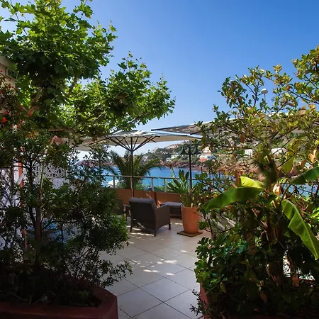 Appart hôtel Et Les Flots Bleus 4*