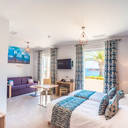 Et Les Flots Bleus 4* Saint-Raphaël