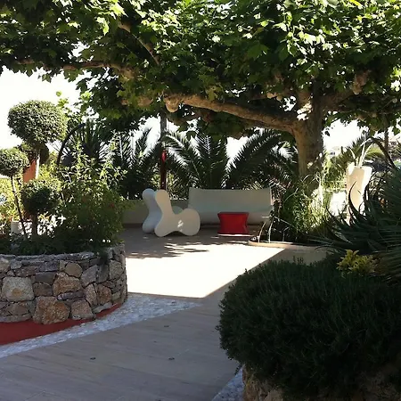 Et Les Flots Bleus Apartahotel 4*