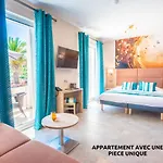 Et Les Flots Bleus Apart Otel