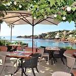 Apart Otel Et Les Flots Bleus