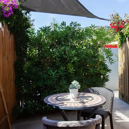 Hotel apartamentowy Et Les Flots Bleus 4*