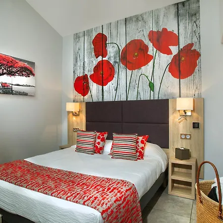 Aparthotel Et Les Flots Bleus