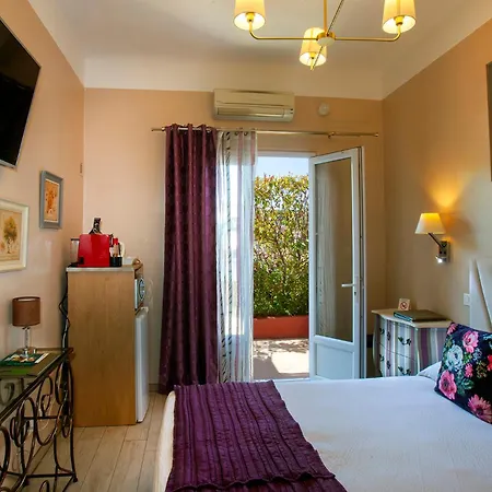 Et Les Flots Bleus 4* Saint-Raphael (Var)
