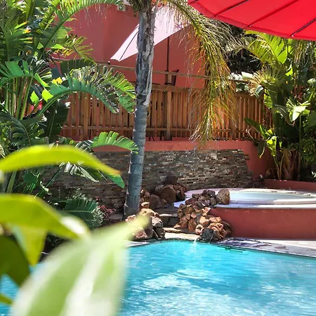 Aparthotel Et Les Flots Bleus 4*