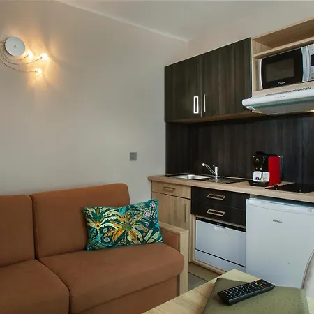 Aparthotel Et Les Flots Bleus Saint-Raphael (Var)