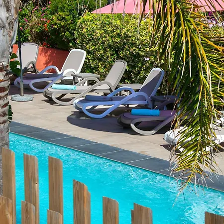 Aparthotel Et Les Flots Bleus Saint-Raphael (Var)