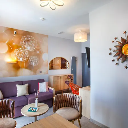 Et Les Flots Bleus 4* Saint-Raphael (Var)