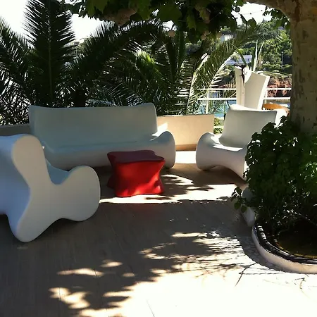 Et Les Flots Bleus 4* Saint-Raphaël