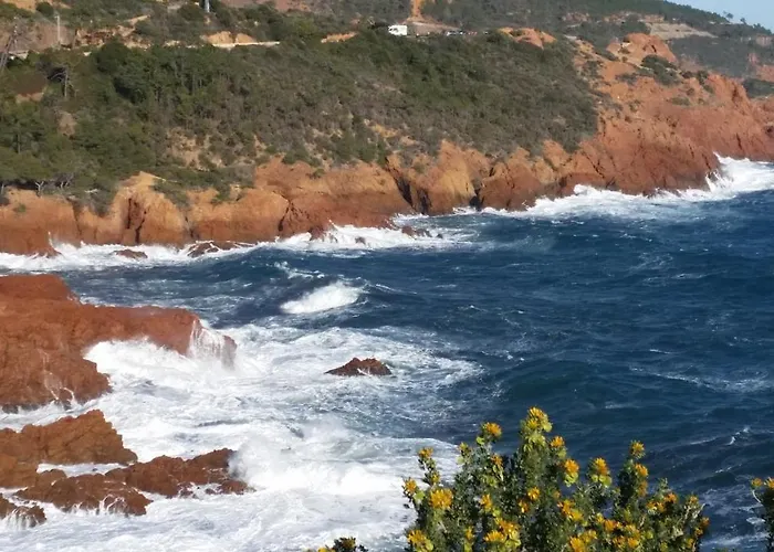 Et Les Flots Bleus Апарт-отель 4*